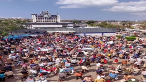 اليمن: الانتقالي الجنوبي يعيد فتح مقراته في عدن ويصعد رفضه لإجراءات الإغلاق في حضرموت