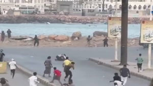 اليمن: مقتل متظاهر في المكلا وتضارب الروايات حول مصدر النيران