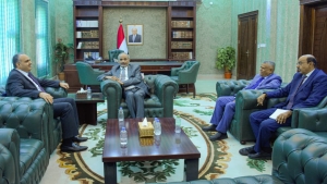 اليمن: الصبيحي يوجه بانتظام صرف الرواتب واستقرار العملة لمواجهة الأزمة المعيشية