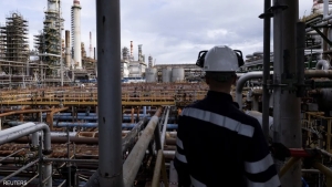 اقتصاد: ارتفاع أسعار النفط مع بدء الحصار البحري الأميركي على إيران