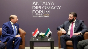 أنطاليا: رئيس الوزراء اليمني يلتقي الرئيس السوري ويبحث ملفات إقليمية مع مسؤولين أردنيين وبريطانيين