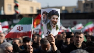 طهران: خلافات داخل القيادة الإيرانية تربك قرار طهران بشأن المحادثات مع واشنطن