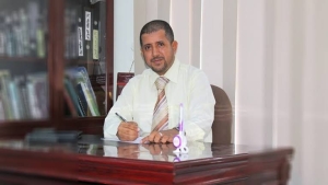 اليمن: الحكومة اليمنية تدين اغتيال الشاعر.. ووزير الداخلية يوجّه بتحقيق عاجل في عدن