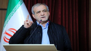 طهران: بزشكيان ينتقد ضربات للحرس الثوري على الإمارات ويصفها بـ”غير المسؤولة”