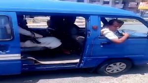 اليمن: شرطة تعز تعتقل زعيم عصابة مسلحة ظهر في فيديو اعتداء على تربوية