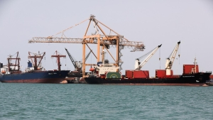 اليمن: تراجع واردات الوقود والغذاء إلى موانئ الحوثيين بنحو 3% في الربع الأول لهذا العام
