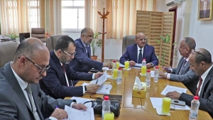 اليمن: اجتماع مالي وزاري في عدن لإقرار نفقات عاجلة للكهرباء وتأمين الوقود محلياً