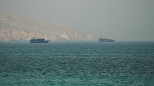 واشنطن: أميركا تطالب إيران بالإعلان رسمياً عن فتح مضيق هرمز
