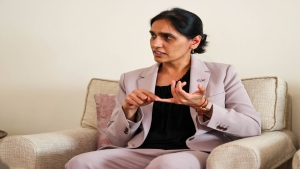 اليمن: السفيرة البريطانية تشيد بشراكة مع "هائل سعيد" لتقديم منح ماجستير للشباب