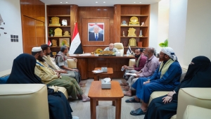 اليمن: الخنبشي يؤكد دعم المعلمين ويوجه بصرف مستحقات مستشفى سيئون