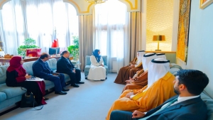 المنامة: البحرين تؤكد دعم استقرار اليمن خلال لقاء مع وزيرة الخارجية