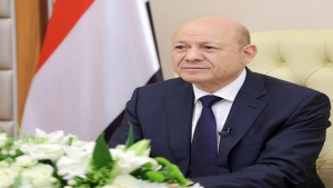 اليمن: العليمي يوجه بتكريم أوائل الثانوية ومنحهم أولوية في الابتعاث